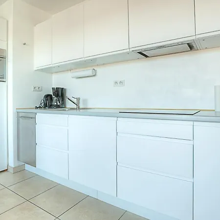 Antibes, 2 Pieces, 4 Personnes - Fr-1-252-156 Appartement Antibes