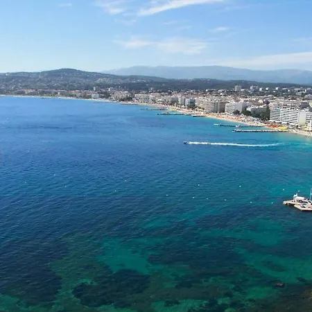 Antibes, 2 Pieces, 4 Personnes - Fr-1-252-156 Appartement Antibes